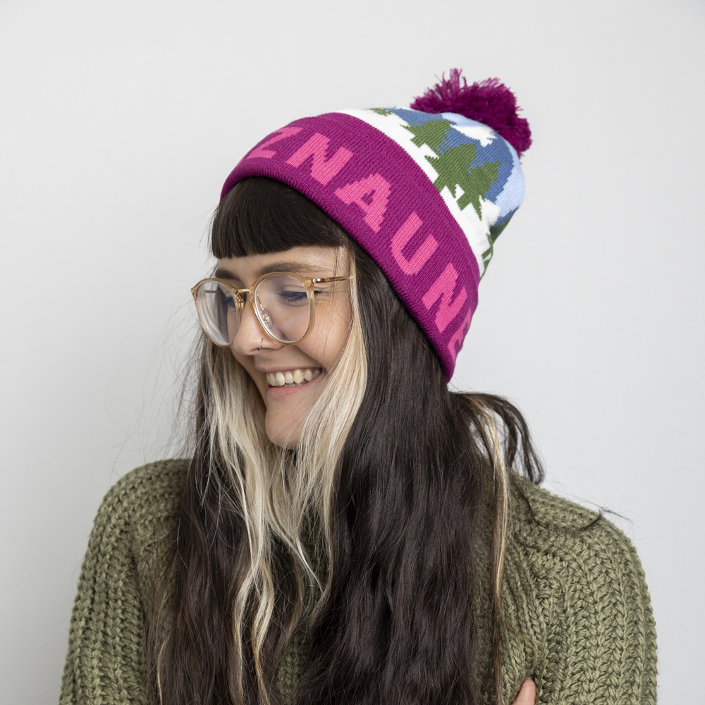 Retro bobble beanie "mountain fun" - Image 3