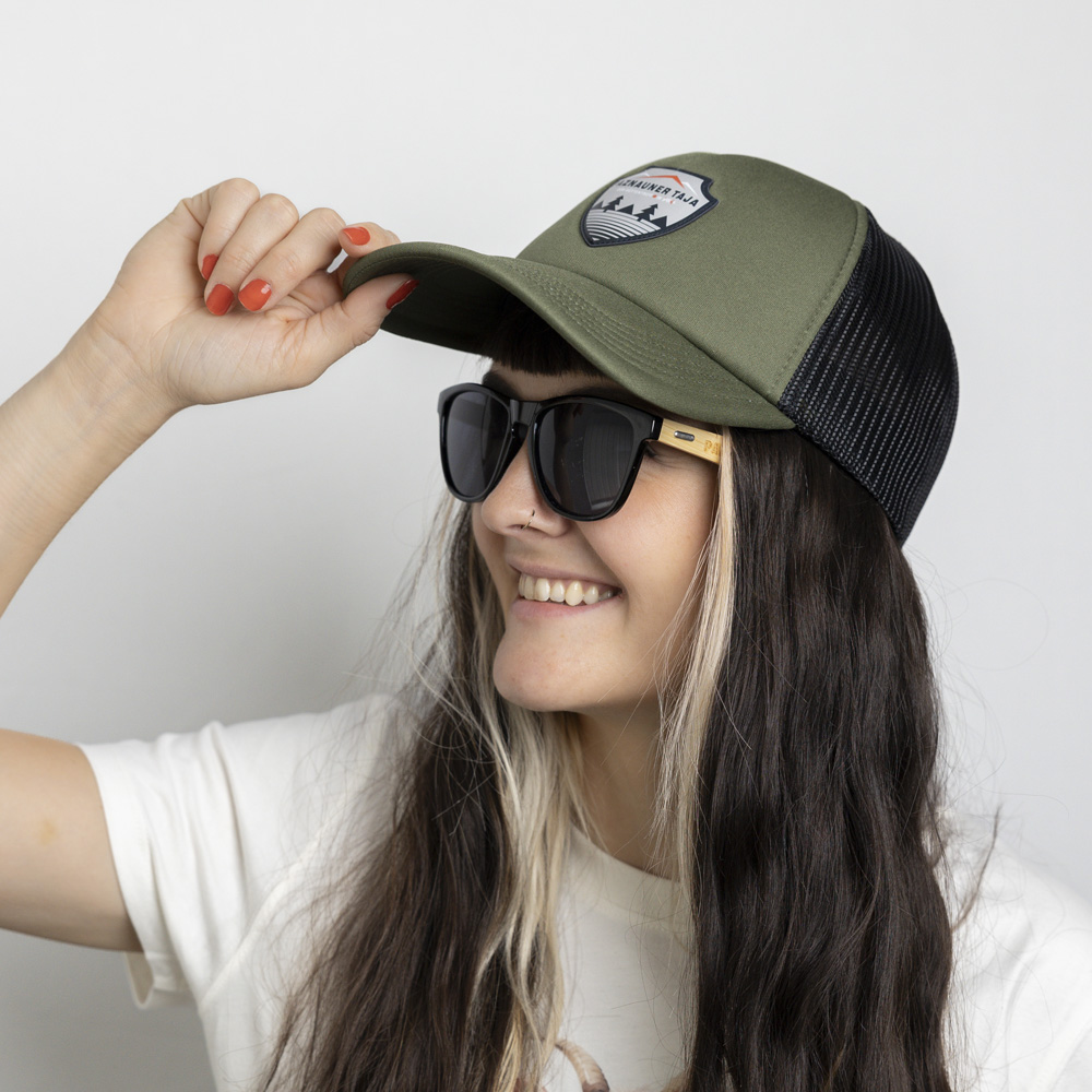 Taja cap "badge" - Image 3