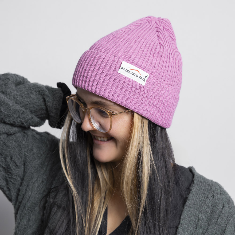 Knitted beanie - Image 4