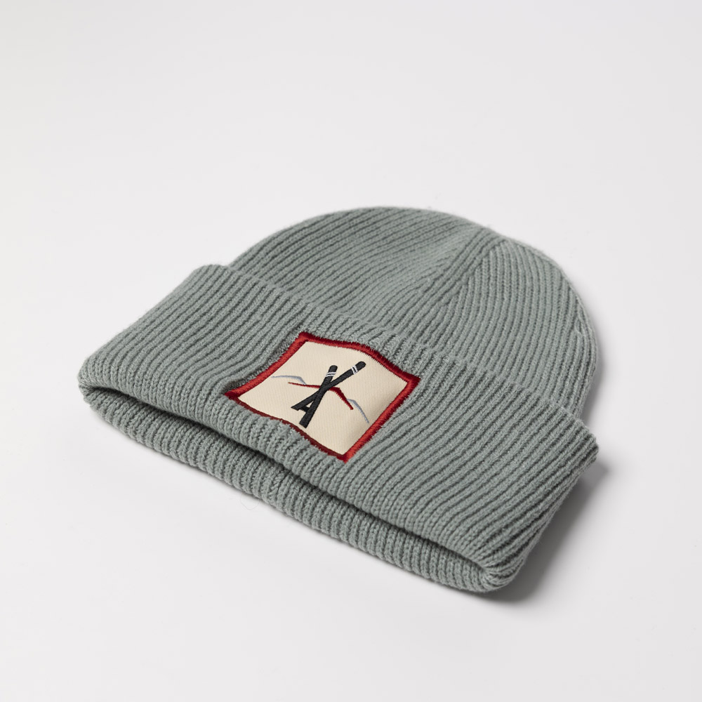 Knitted beanie "Ski Badge" - Image 2