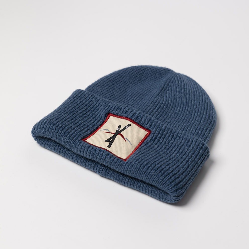 Knitted beanie "Ski Badge" - Image 3