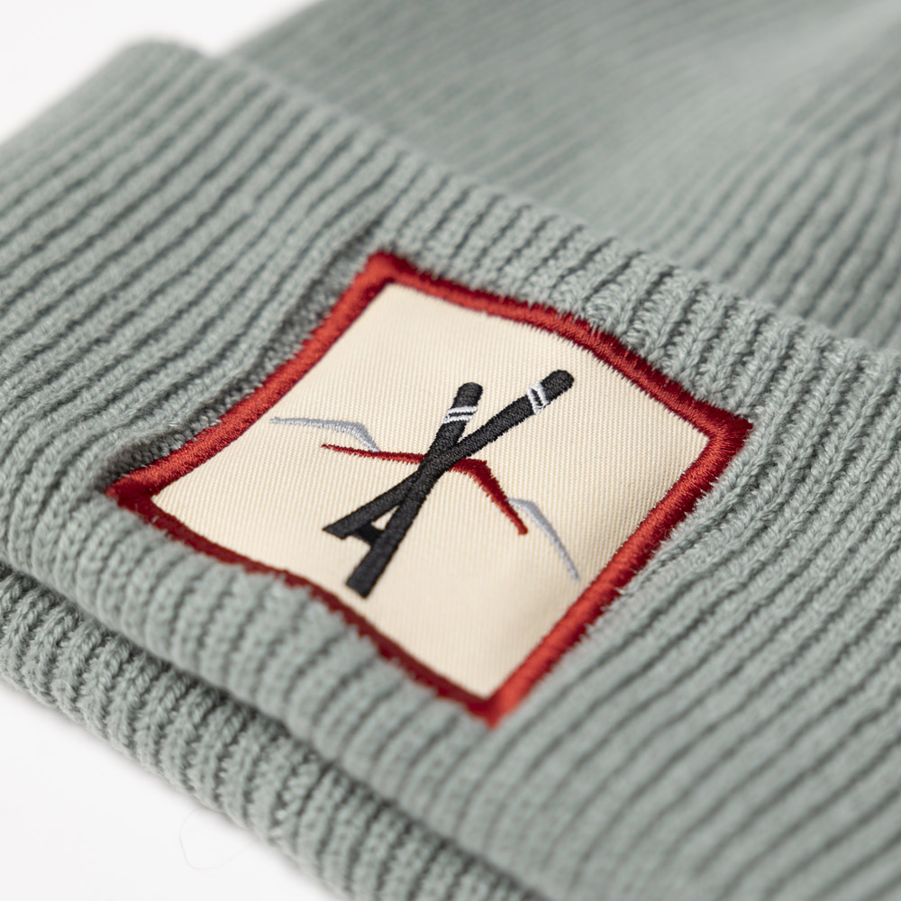 Knitted beanie "Ski Badge" - Image 6